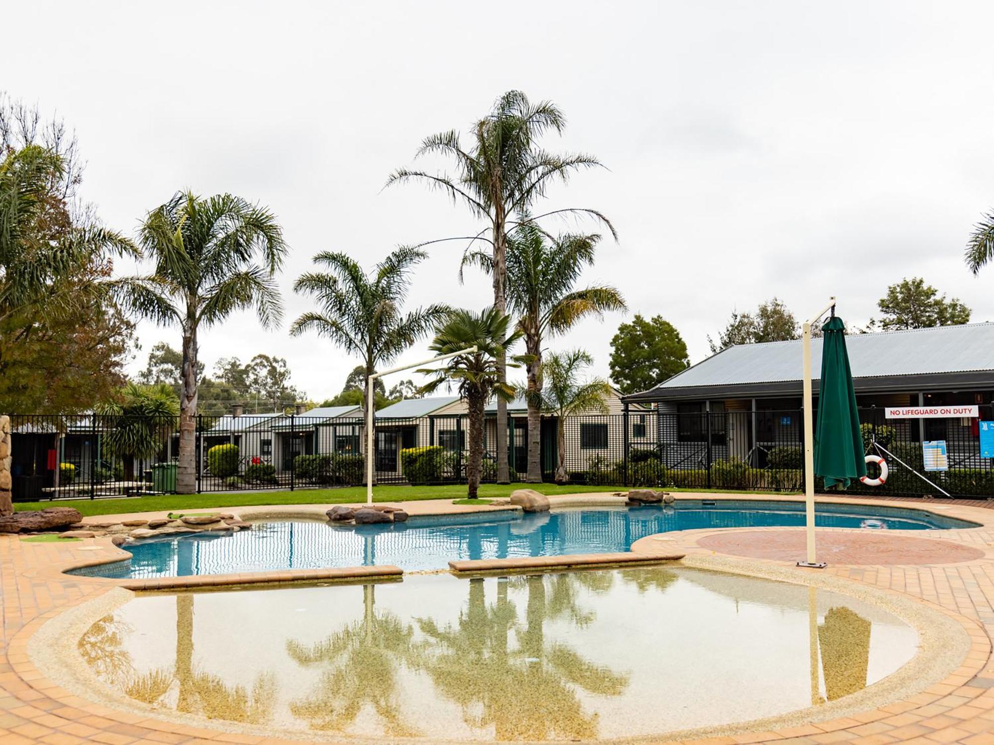 Nrma Ballarat Holiday Park Εξωτερικό φωτογραφία