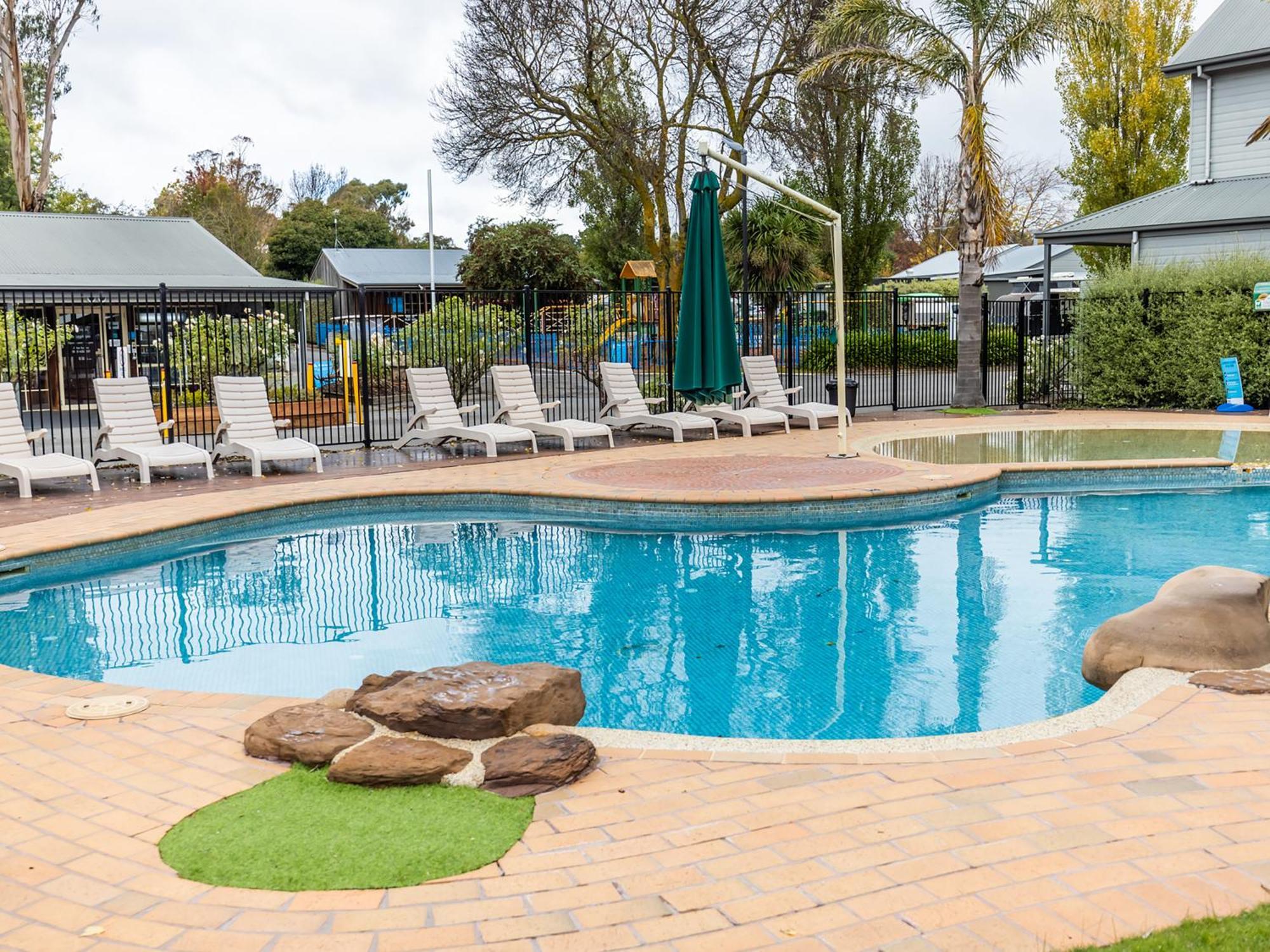 Nrma Ballarat Holiday Park Εξωτερικό φωτογραφία