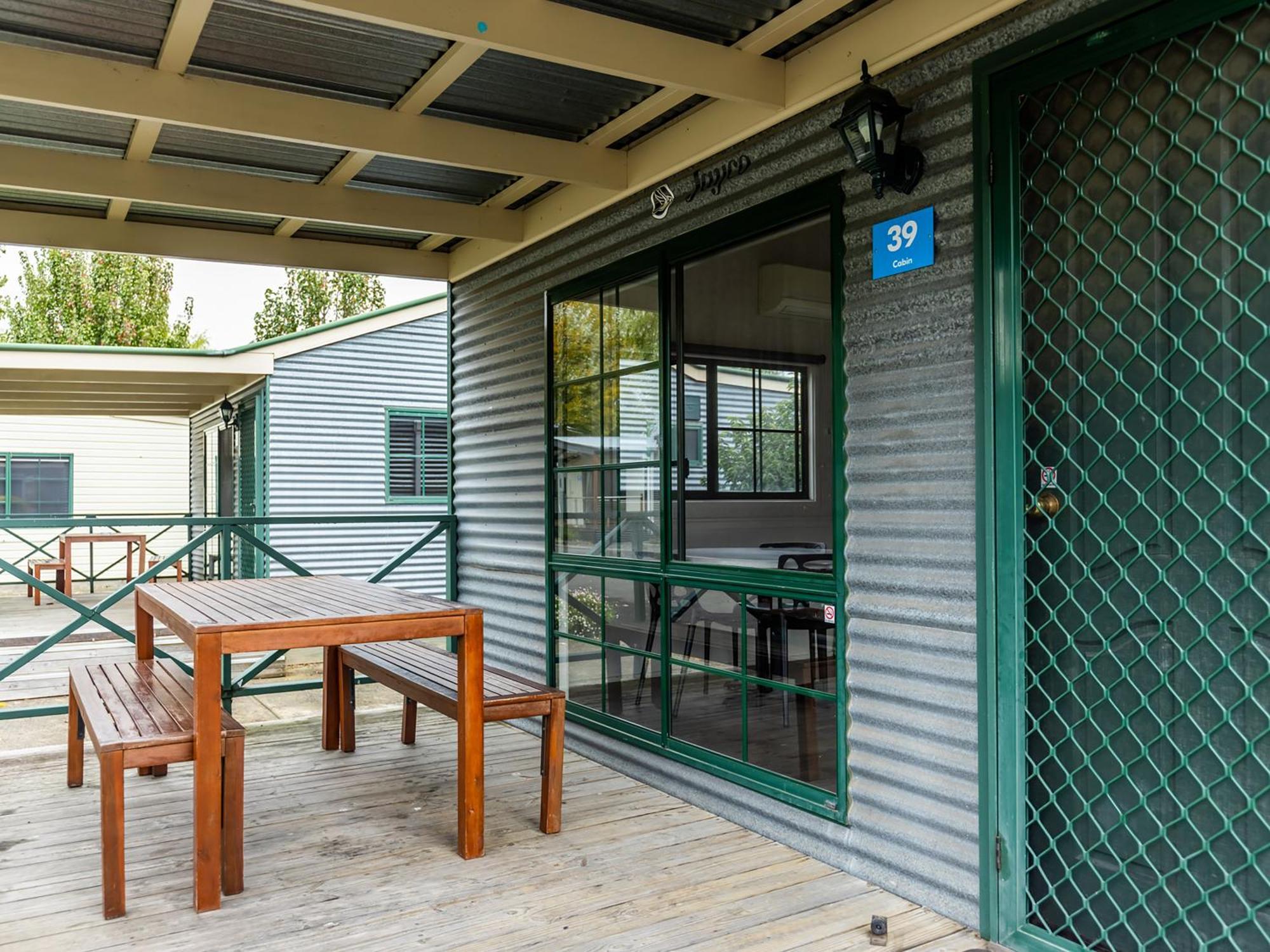 Nrma Ballarat Holiday Park Δωμάτιο φωτογραφία